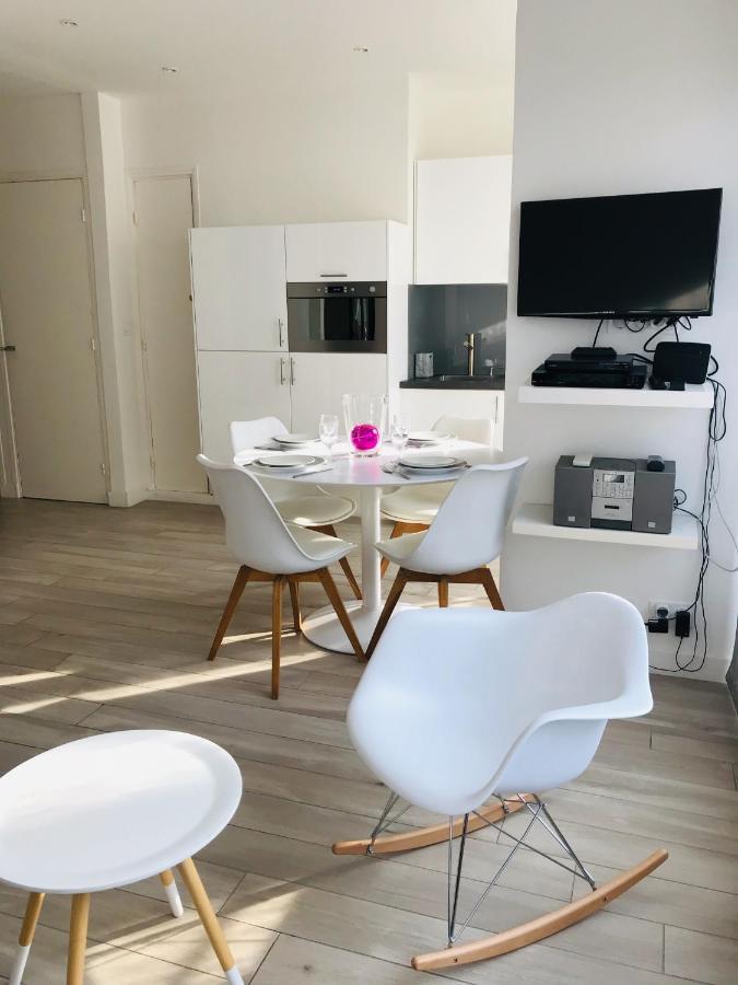 Carré D’or Super 2 Pièces Appartement *